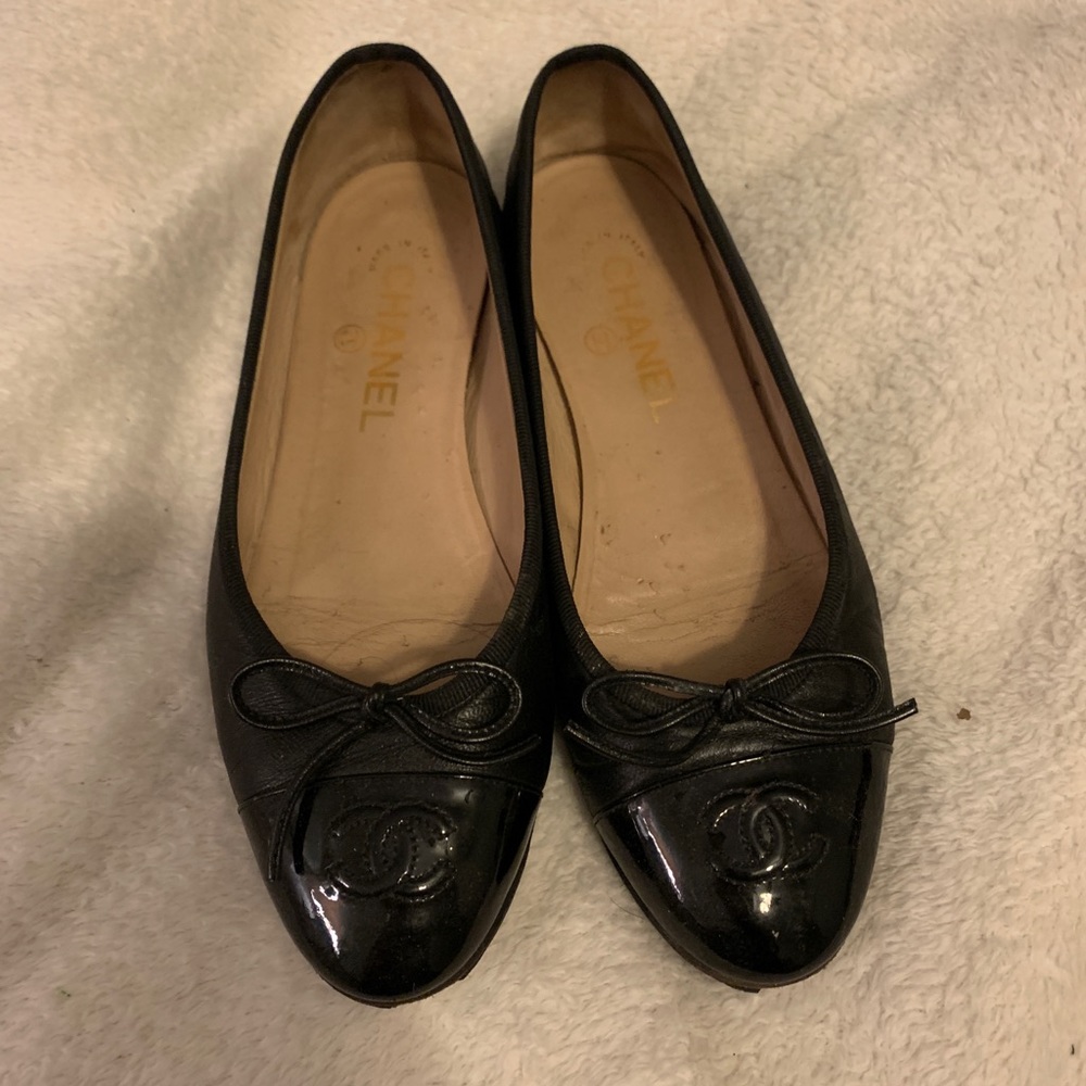 Authentic Chanel black flats
